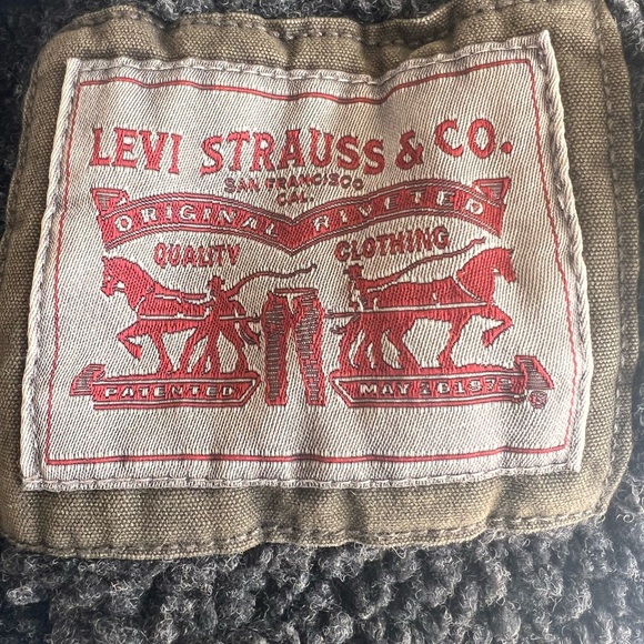 Men's Levi's Sherpa Lined Hooded Trucker Jacket, Olive, Small (D17) - Picture 8 of 8